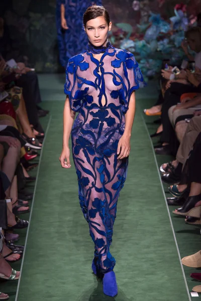Look 13